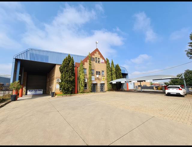1,414M² WAREHOUSE TO LET IN MEADOWDALE